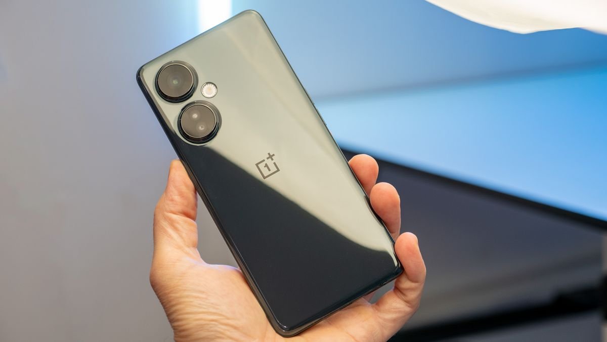 OnePlus Nord N30 5G vs. N20 5G